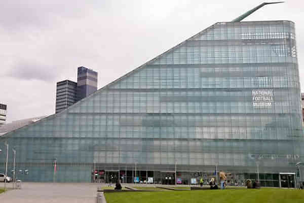 Manchester Football Museum parking