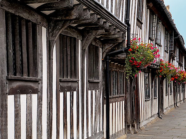 Bolton-Smithills-Hall-City-Attraction